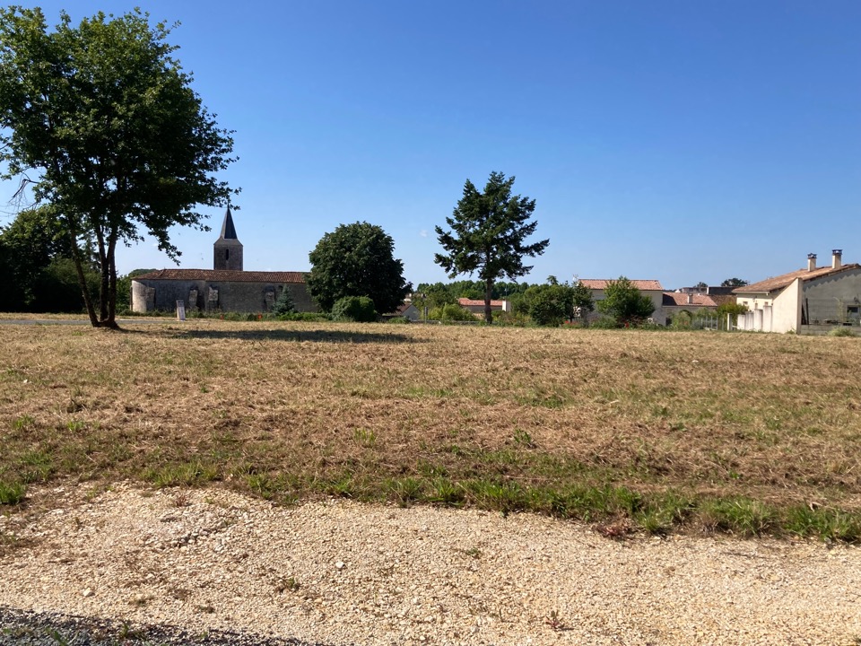 Maison à construire à Saint-Vaize (17100)