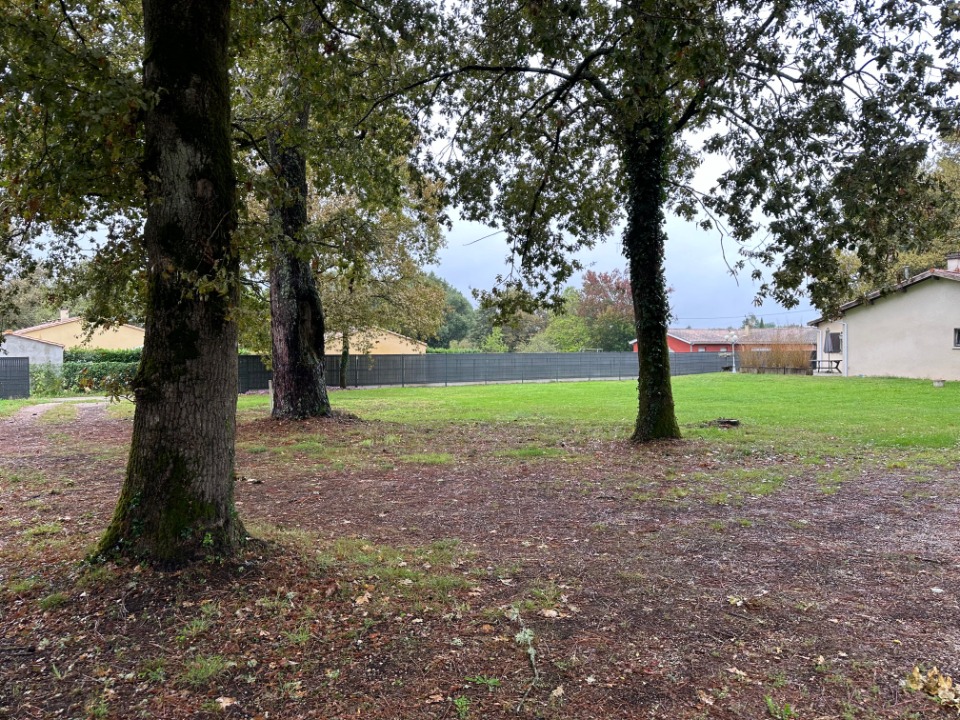 Terrain à bâtir à Libourne (33500)