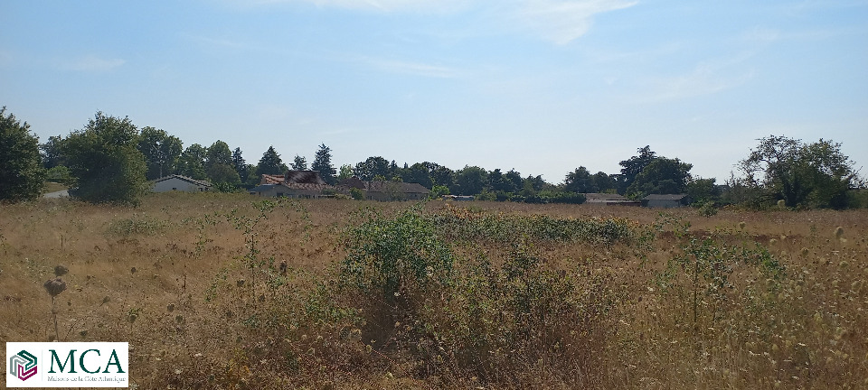 Terrain à bâtir à Saint-Médard-de-Mussidan (24400)