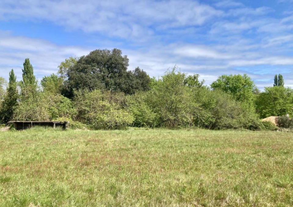 Terrain à bâtir à Artigues-près-Bordeaux (33370)